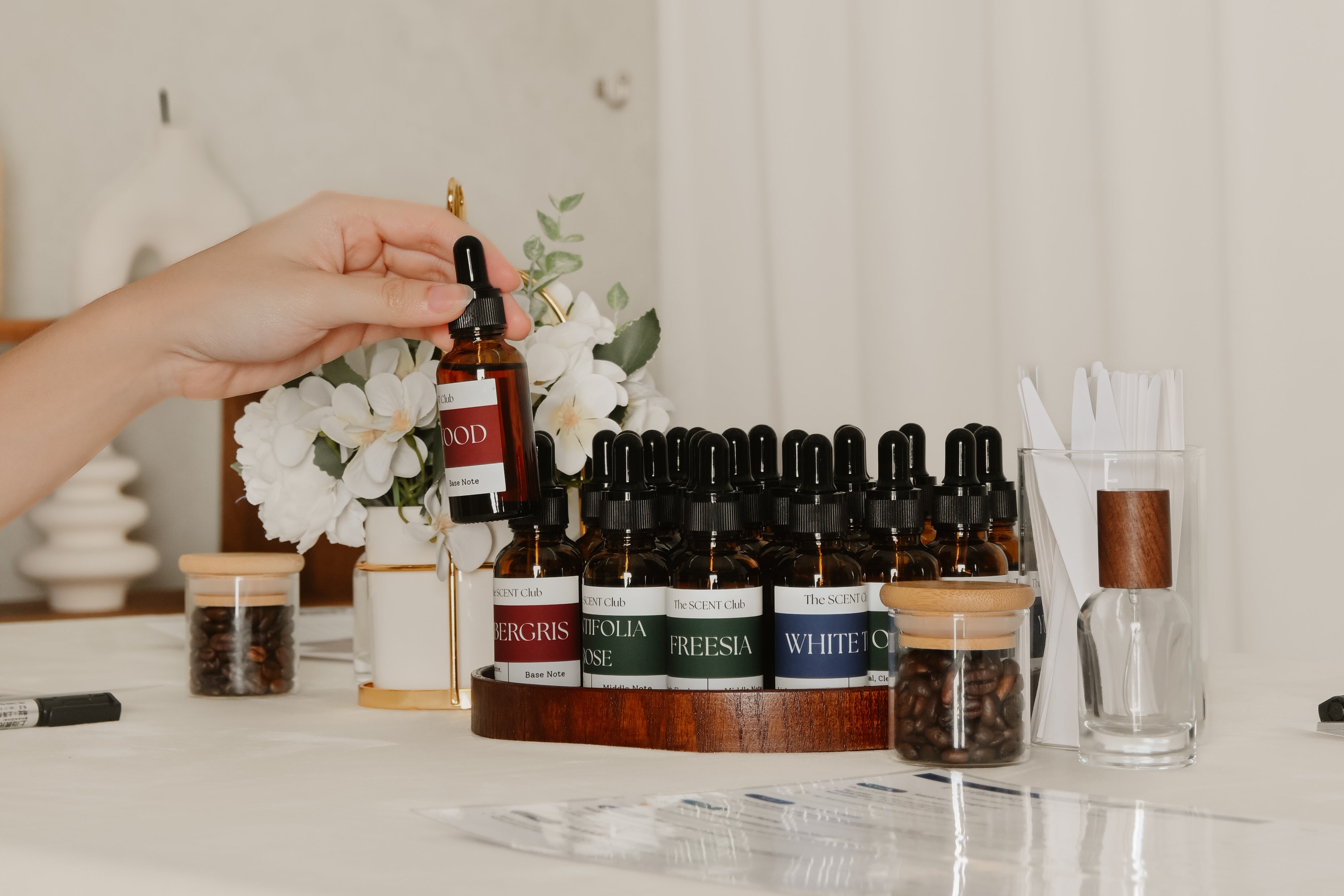 The SCENT Club x Joyours – Mother’s Day Perfume Workshop